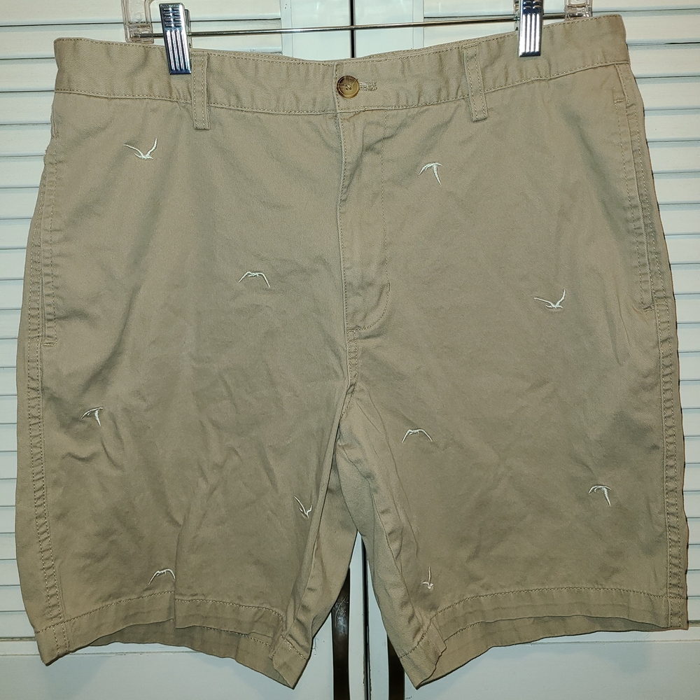 Chaps Men's Shorts, Khaki With White Seagulls Embroidered, Sz 34